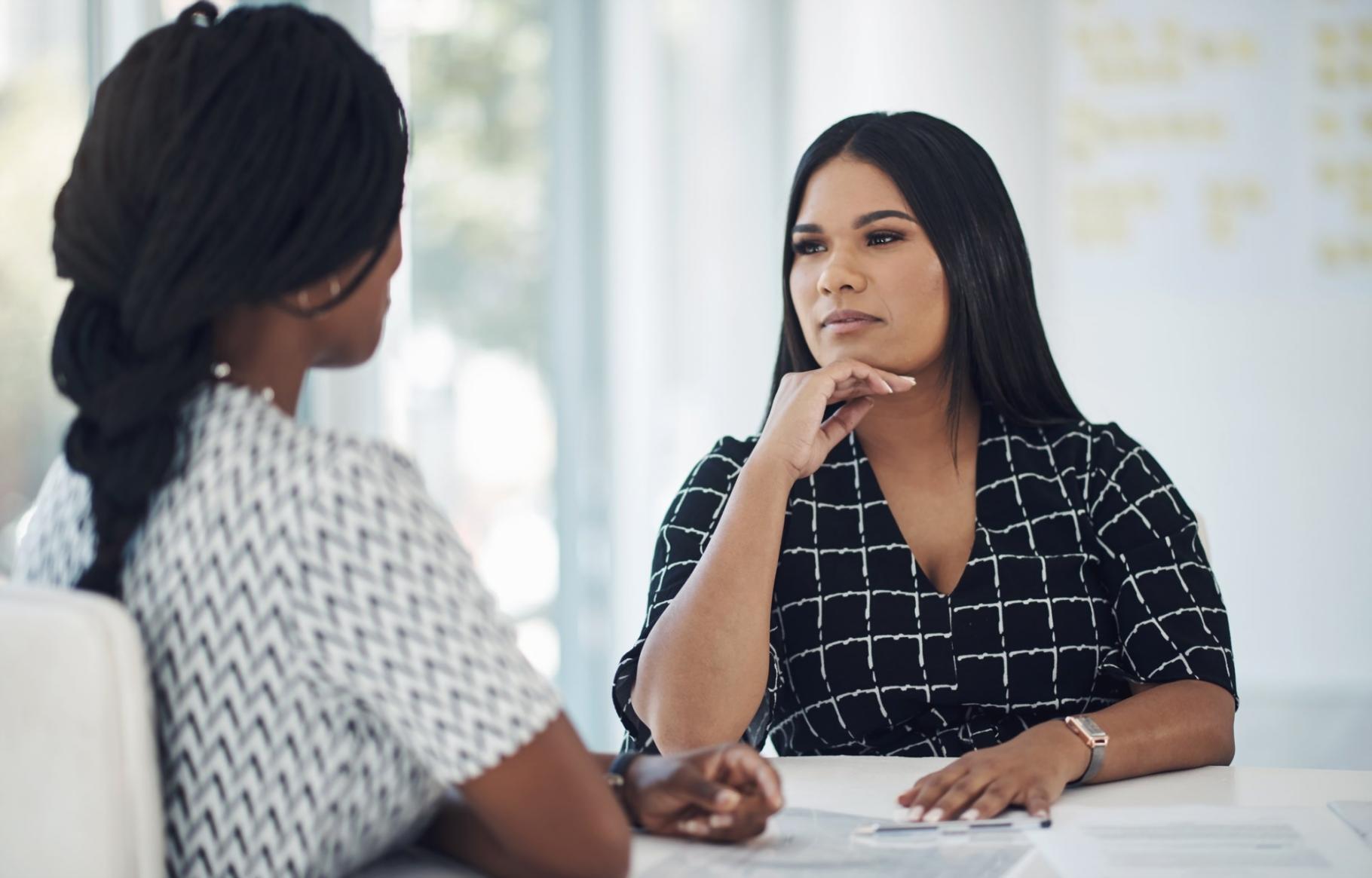 Schritt-für-Schritt Vorbereitung für Haarfärbung mit professioneller Ausstattung